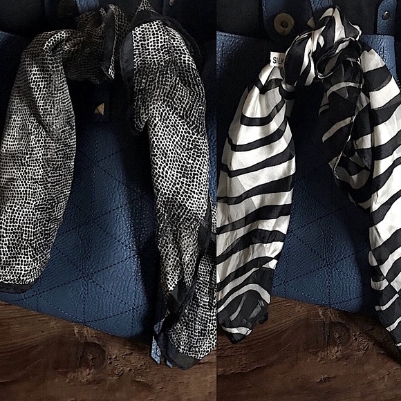 Pair of two animal print 21x21 100% silk designer square neck scarves handmade - Picture 5 of 17